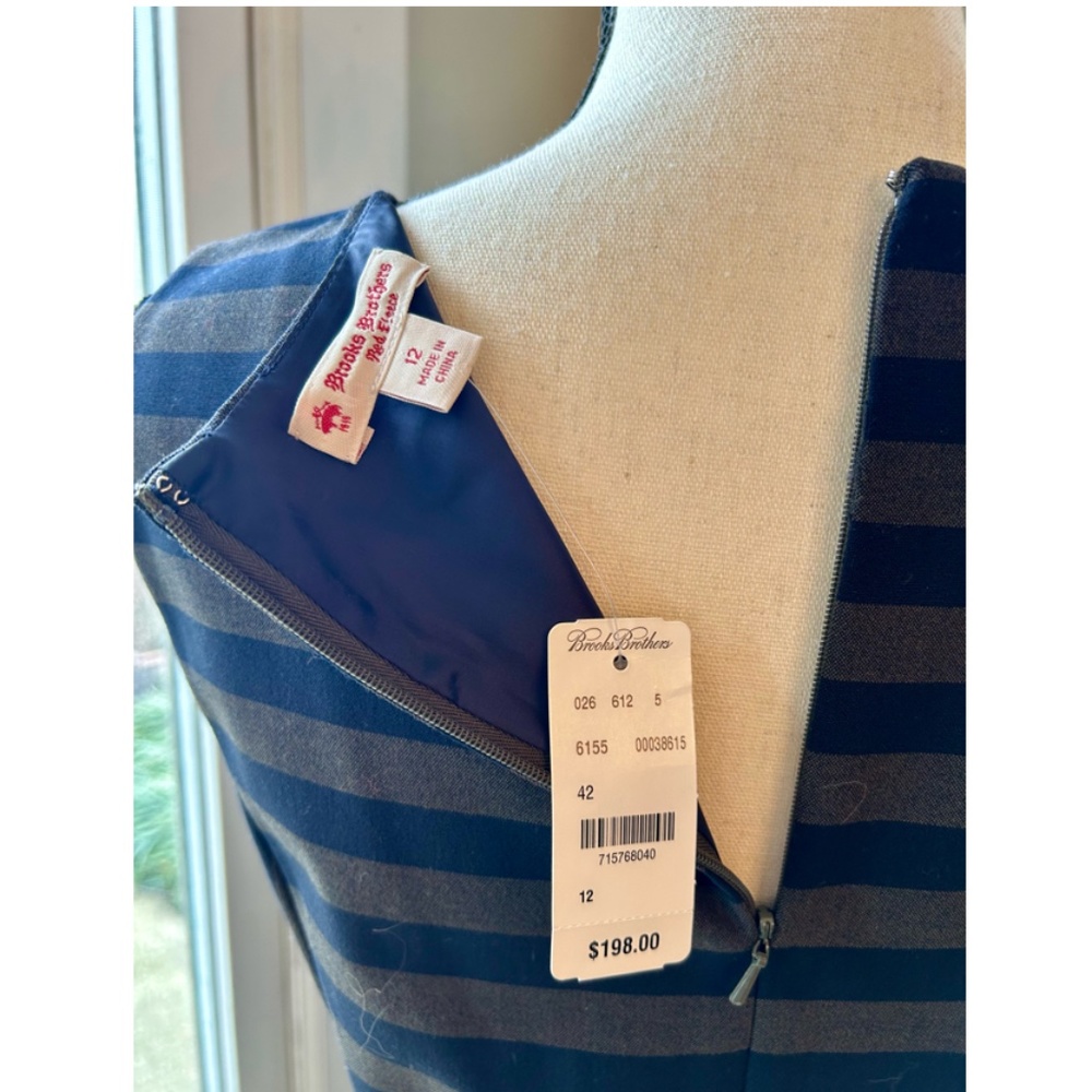 BROOKS BROTHERS x RED FLEECE | Striped Dress with Front Pockets - Picture 7 of 10
